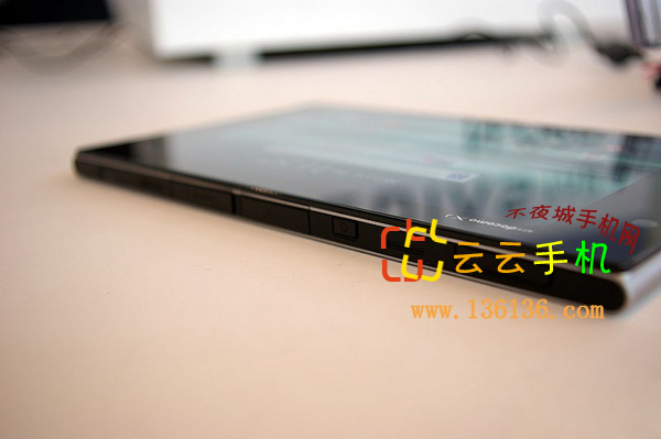 9.9׳7ƽ NEC N-06Dͼ