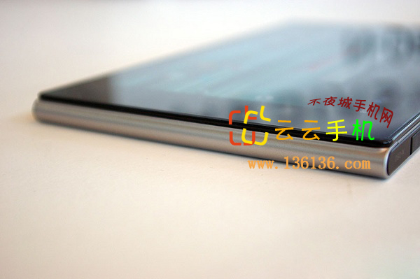 9.9׳7ƽ NEC N-06Dͼ