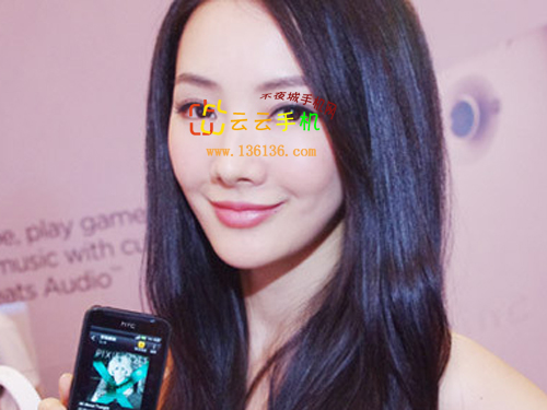 3.7жAndroid» HTC One Vͼ